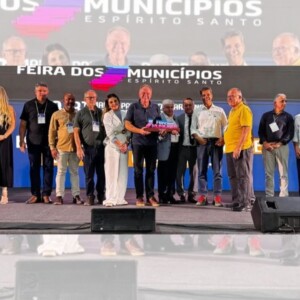 “Malucos de lado” e os mantras do legado: a despedida de Casagrande com prefeitos do Espírito Santo