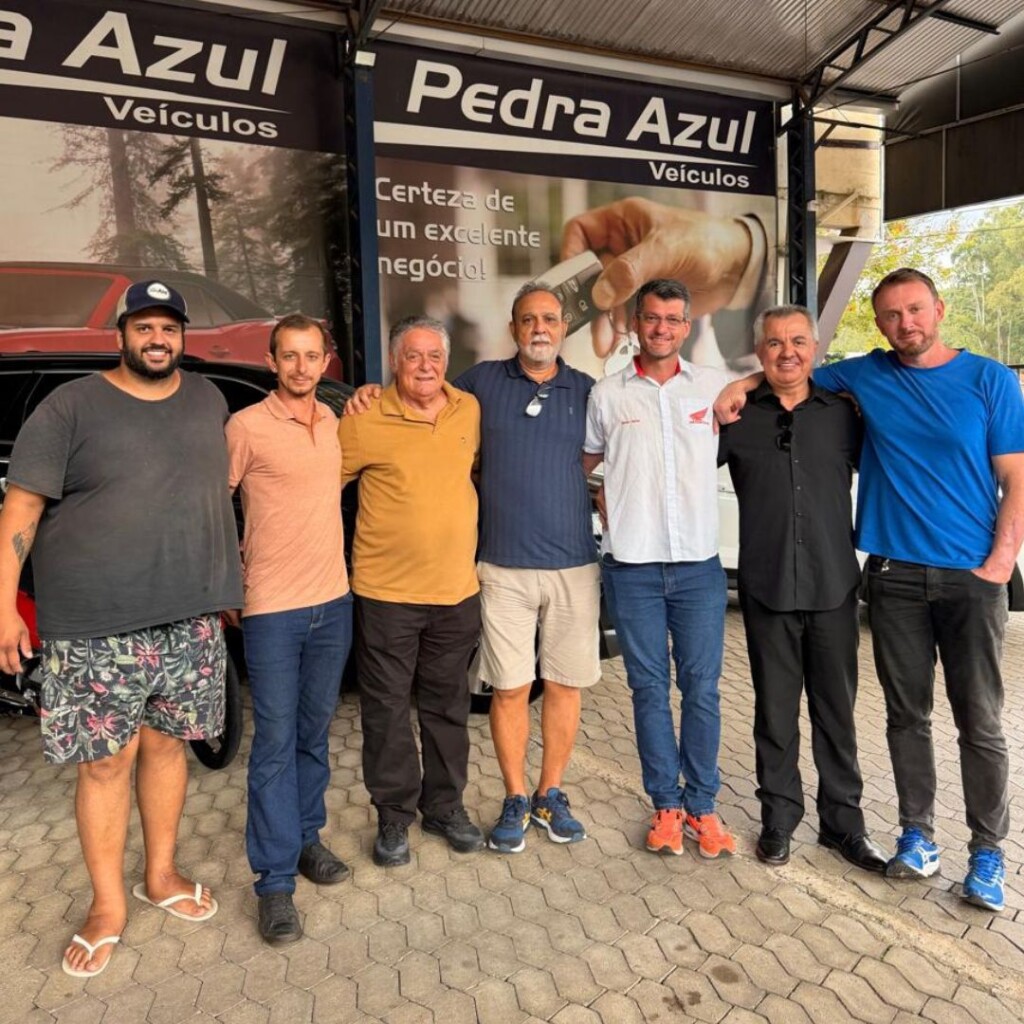 Tião Pelaes e lideranças do MDB realizam encontro em Pedra Azul com empresários e lideranças locais