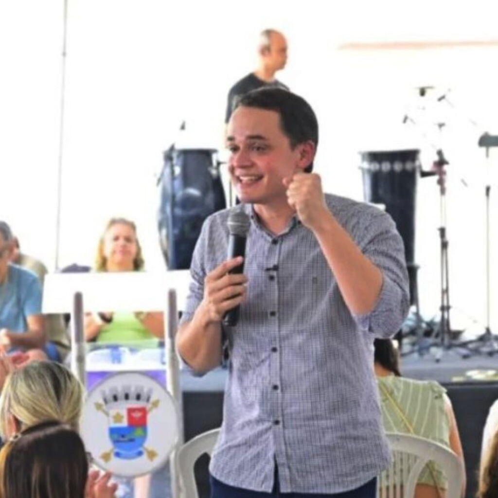 “Decisão muito difícil”: o que disse Pazolini na 1ª entrevista após anunciar a renúncia