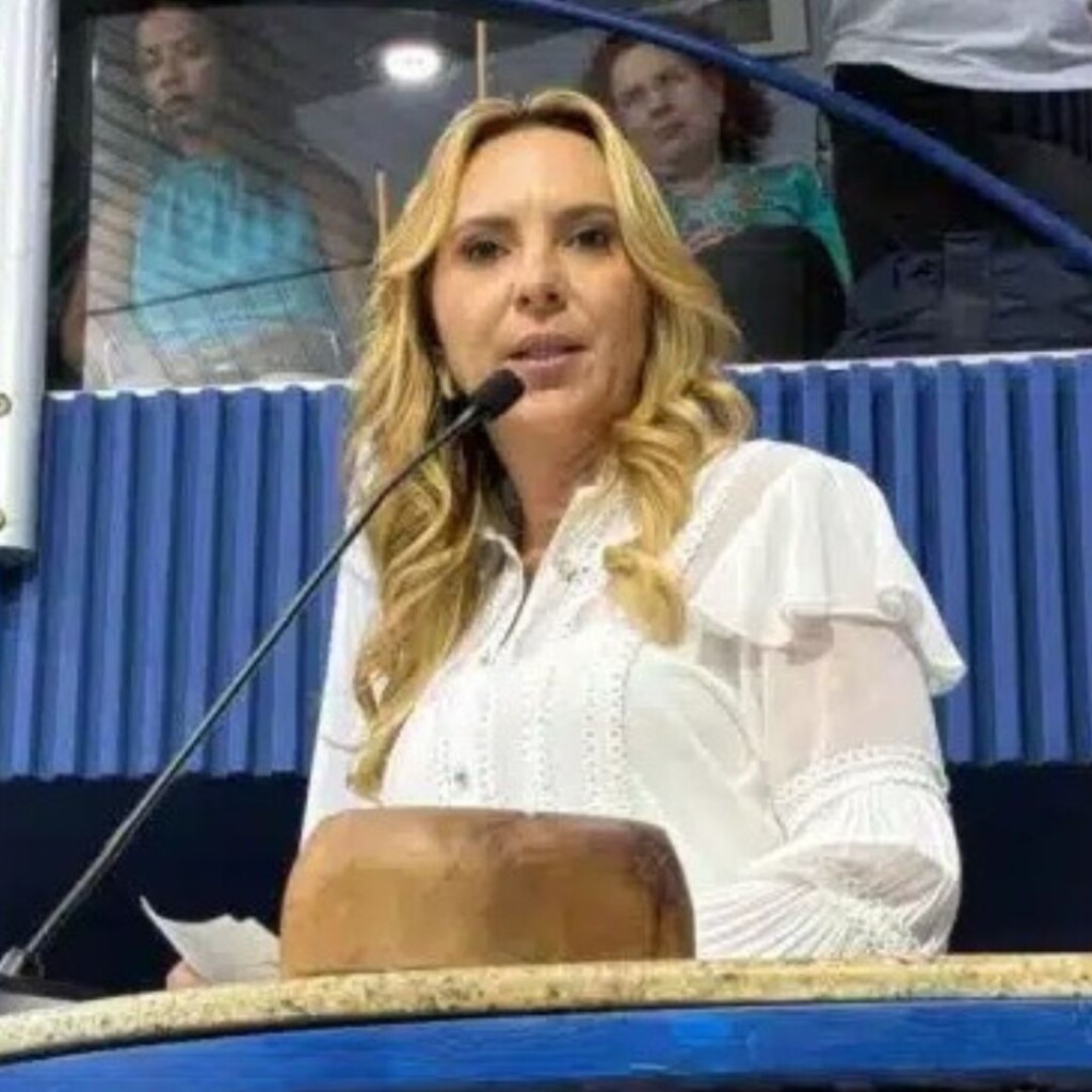 Reforma tributária: o ponto do discurso de posse de Cris Samorini em que ela saiu do script