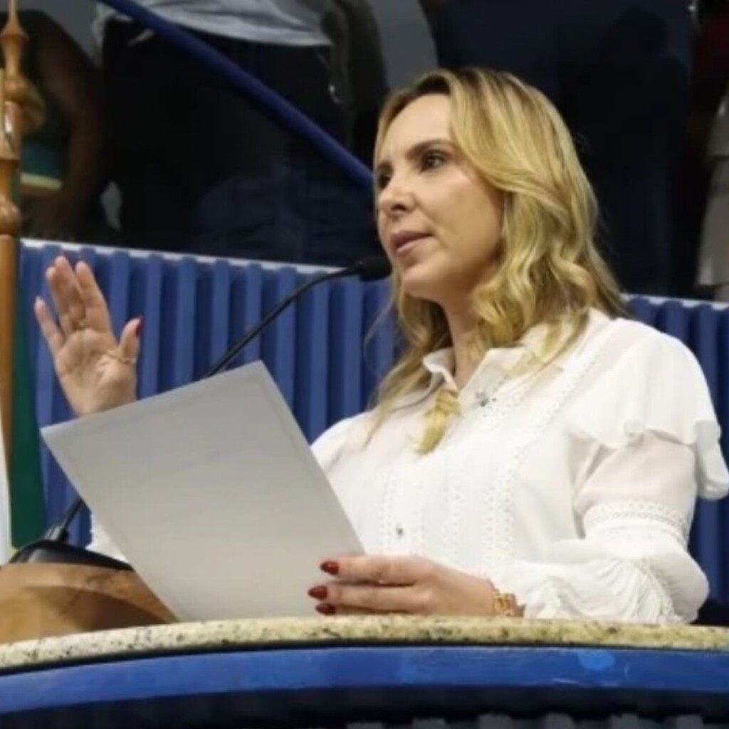 Cris Samorini mantém secretariado com poucas mudanças