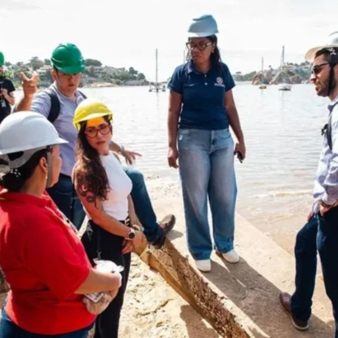 Tribunal de Contas aponta lançamento de esgoto em praias de Vitória e cobra fiscalização
