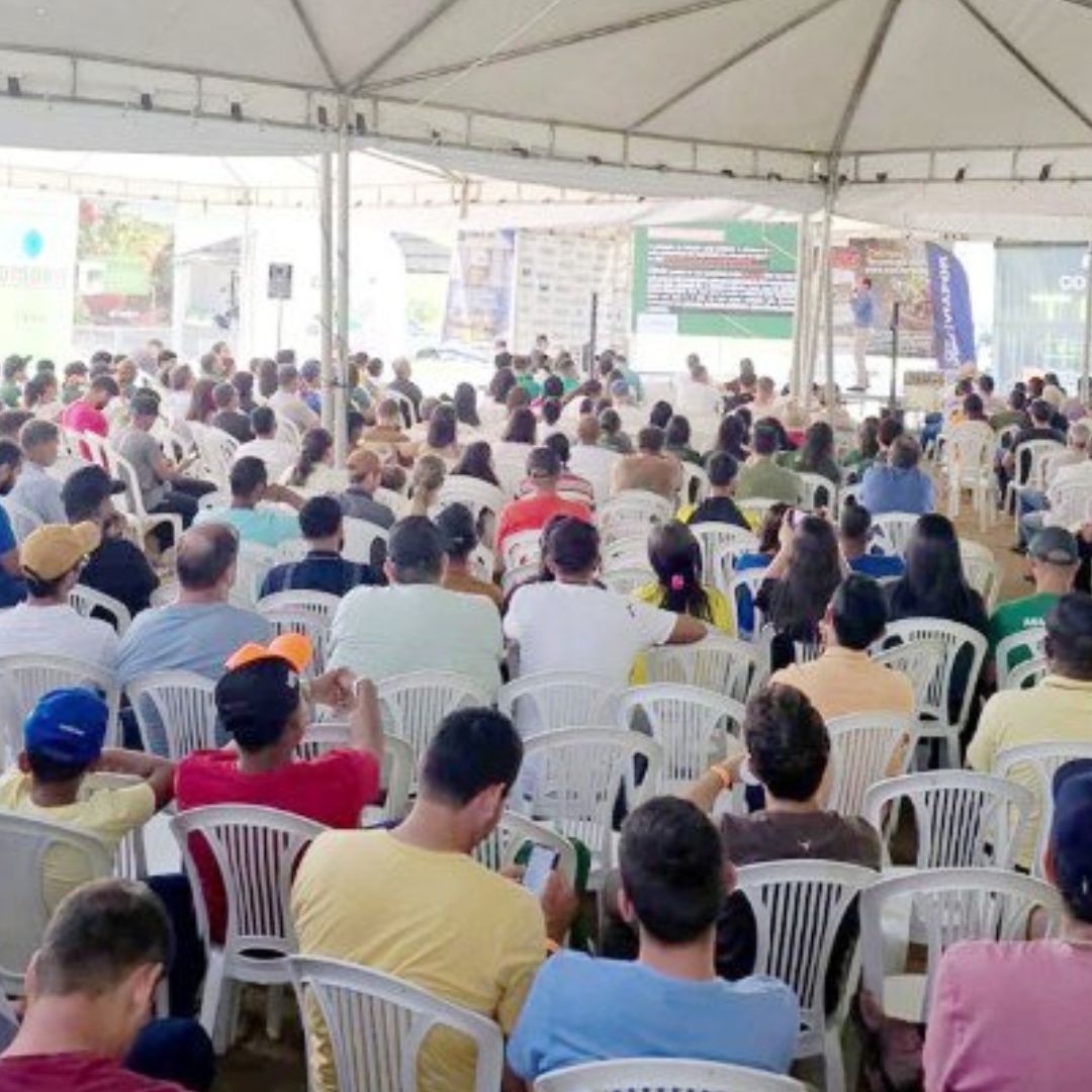 Deputados participam de 4ª edição do Conilon Tec em Ecoporanga