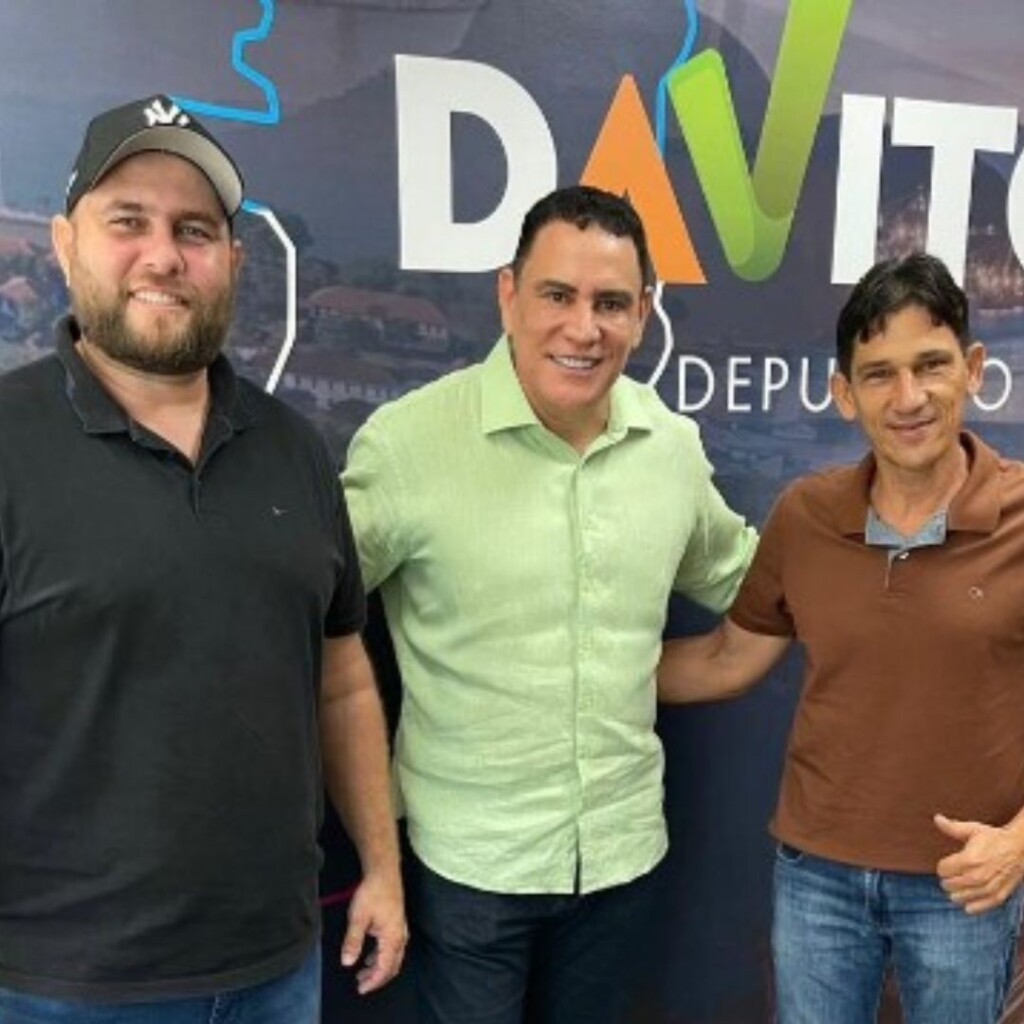 Articulação política consolidada fortalece João Neiva no cenário estadual e federal