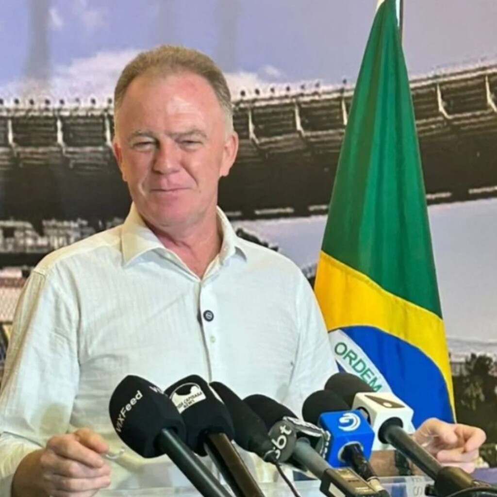 Renato Casagrande tem liderança consolidada na disputa para o Senado