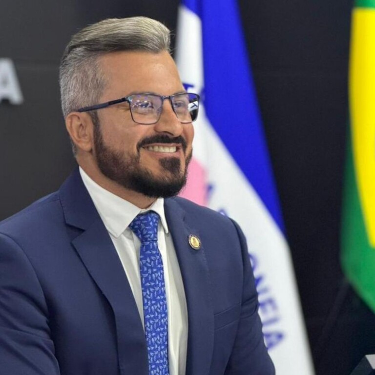 Vereador Ademir Pontini propõe gratuidade de estacionamento em shoppings de Vila Velha mediante consumo mínimo