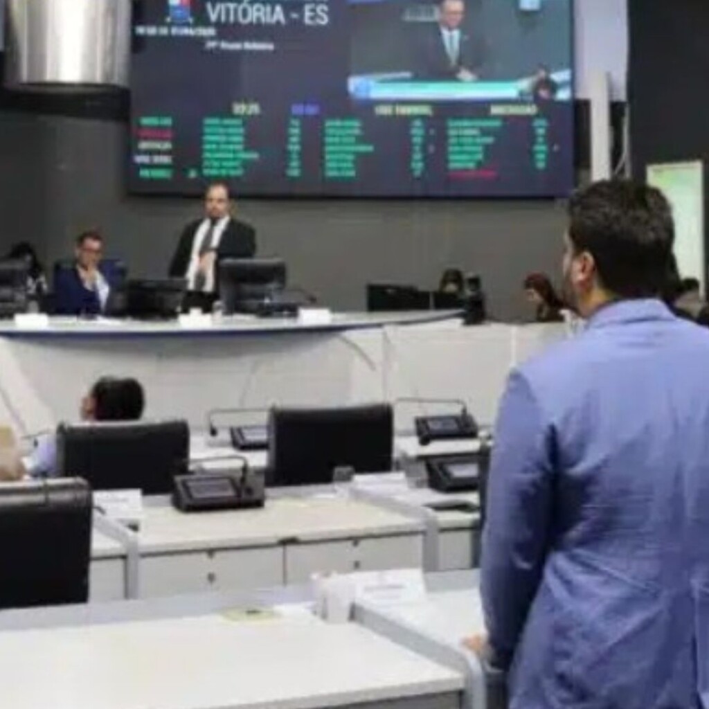 Câmara de Vitória constitui CPI para apurar fraudes em aposentadorias