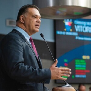Vereador Leonardo Monjardim articula candidatura ao Senado