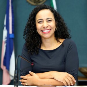 Comissão de Direitos Humanos da Ales lança obra que resgata a memória dos movimentos sociais capixabas