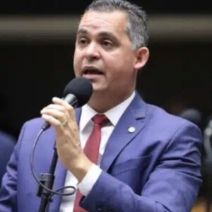Gilson Daniel descarta candidatura ao Senado e declara apoio a Rose
